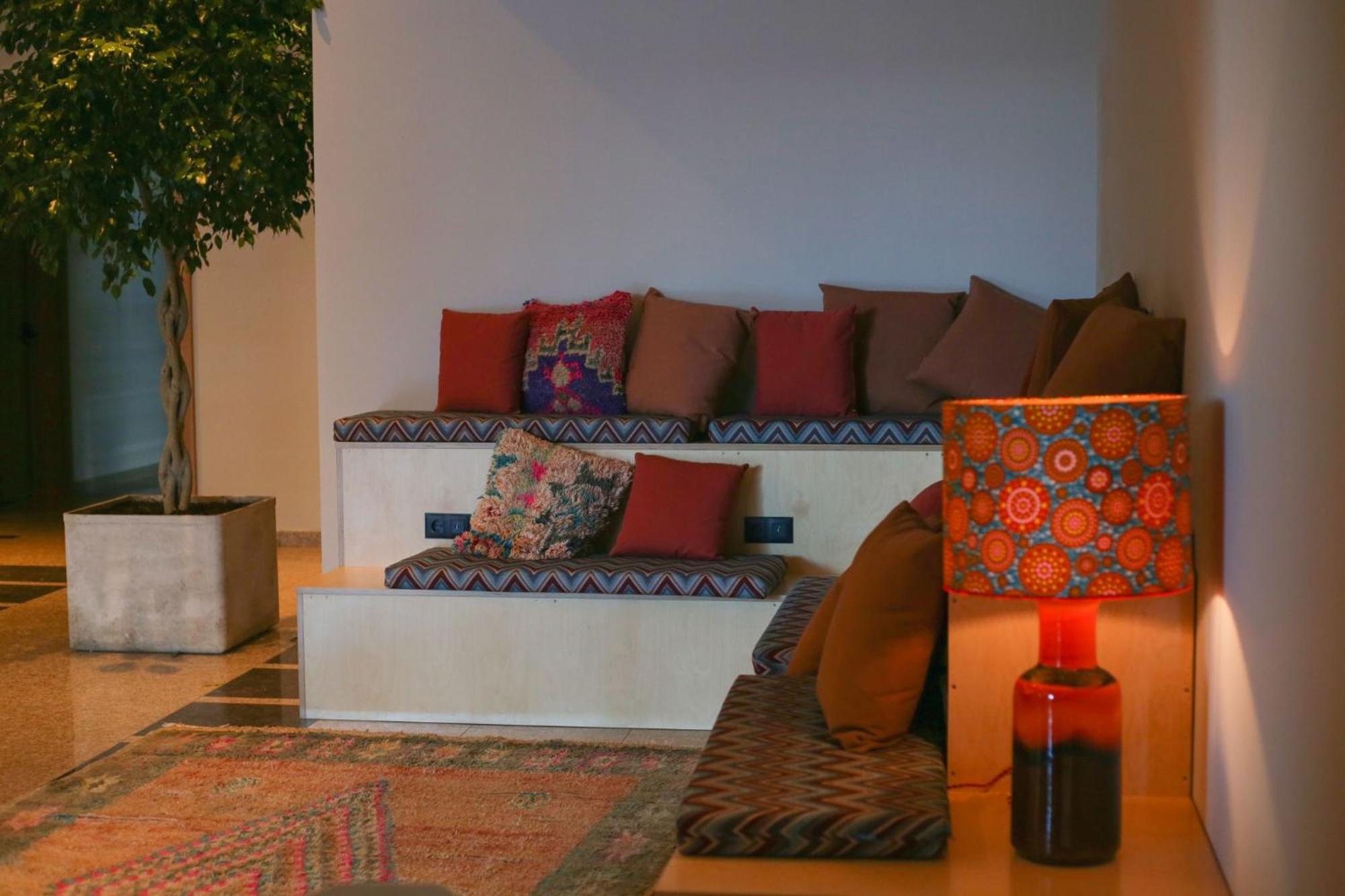 Wn Lab Hotel - Including Breakfast And Parking Sofia Bagian luar foto