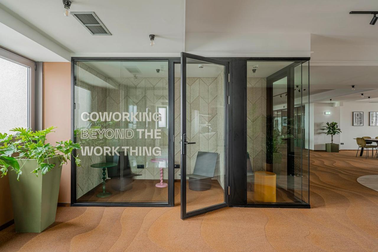 Wn Lab Hotel - Including Breakfast And Parking Sofia Bagian luar foto