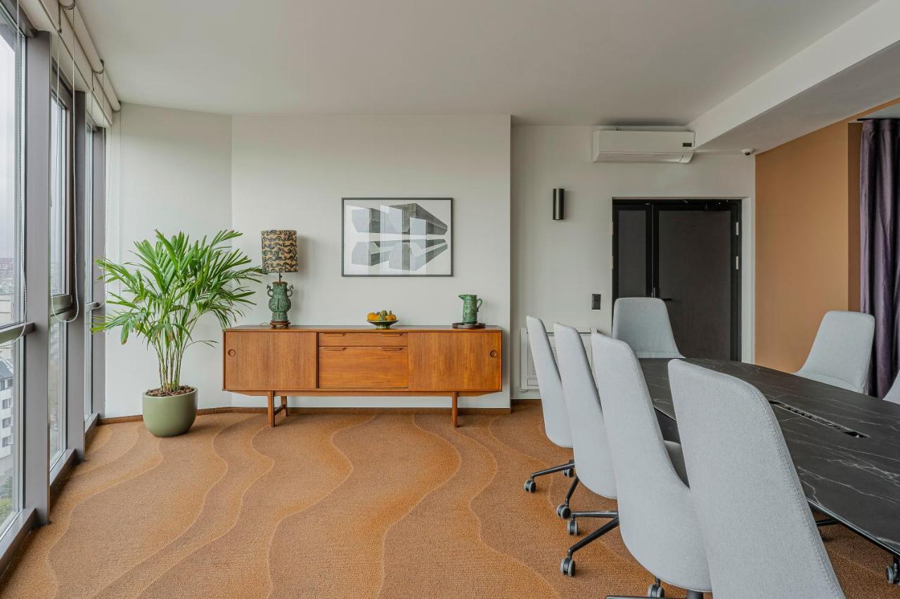 Wn Lab Hotel - Including Breakfast And Parking Sofia Bagian luar foto