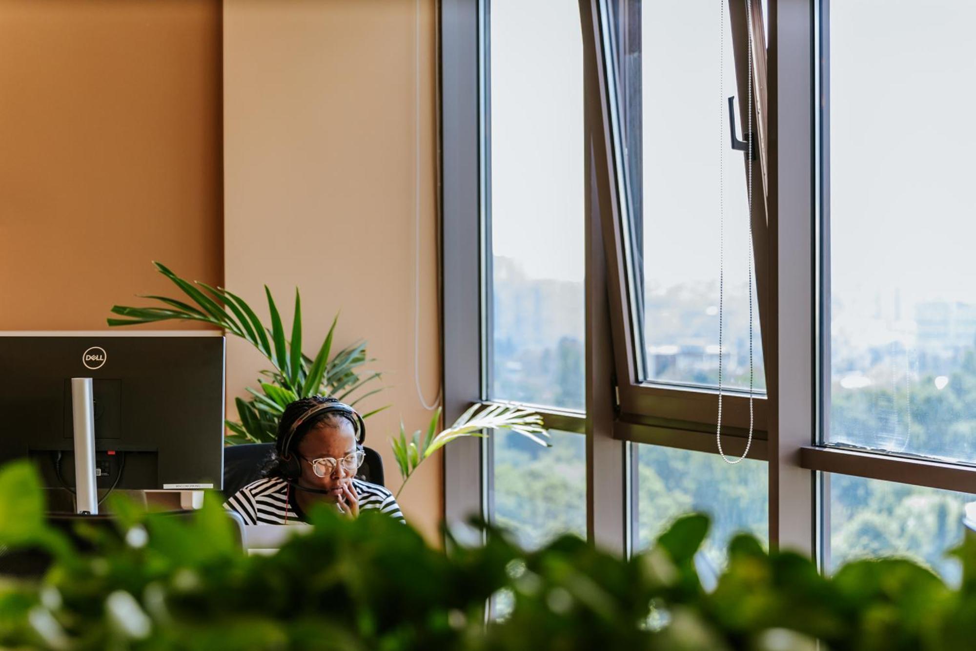 Wn Lab Hotel - Including Breakfast And Parking Sofia Bagian luar foto