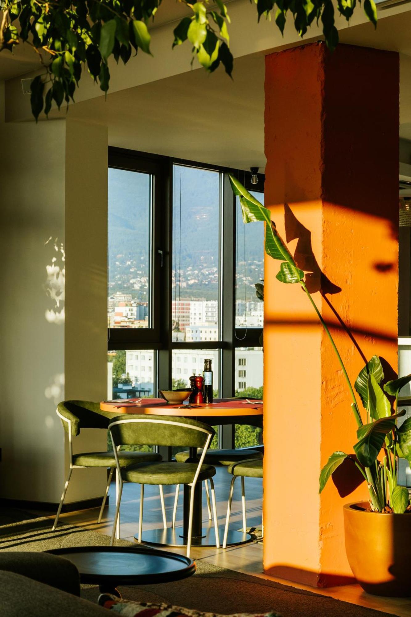 Wn Lab Hotel - Including Breakfast And Parking Sofia Bagian luar foto