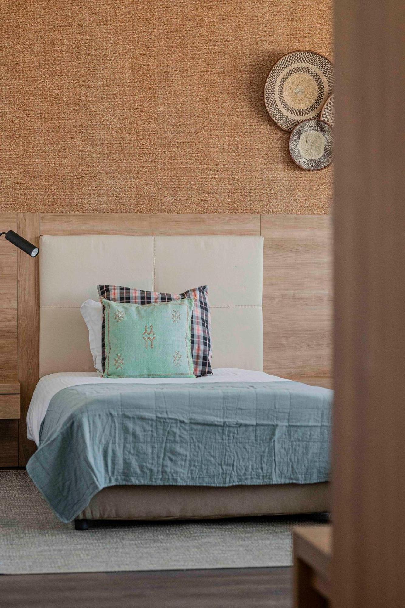 Wn Lab Hotel - Including Breakfast And Parking Sofia Bagian luar foto