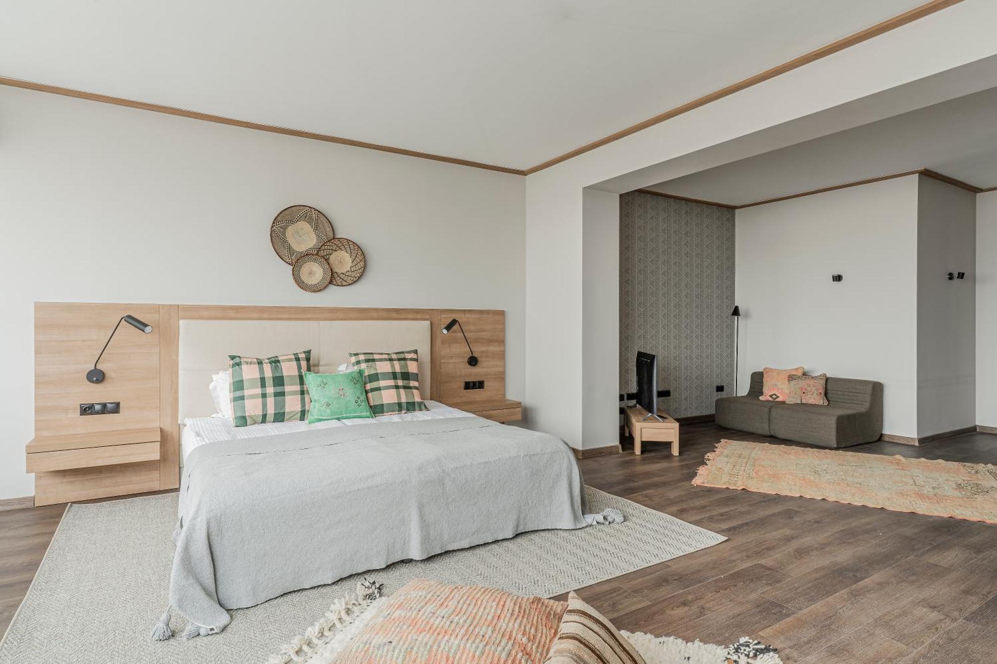 Wn Lab Hotel - Including Breakfast And Parking Sofia Bagian luar foto